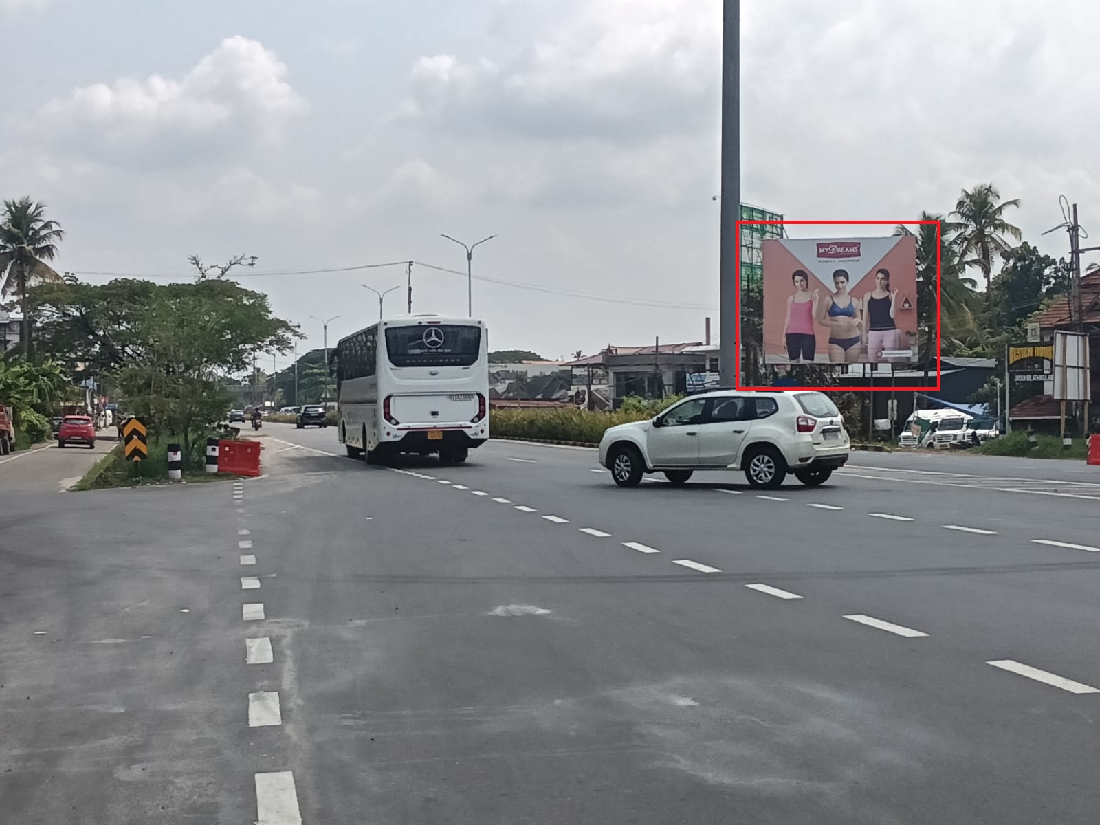 Kumbalam Toll Plaza - 25x30 - NL